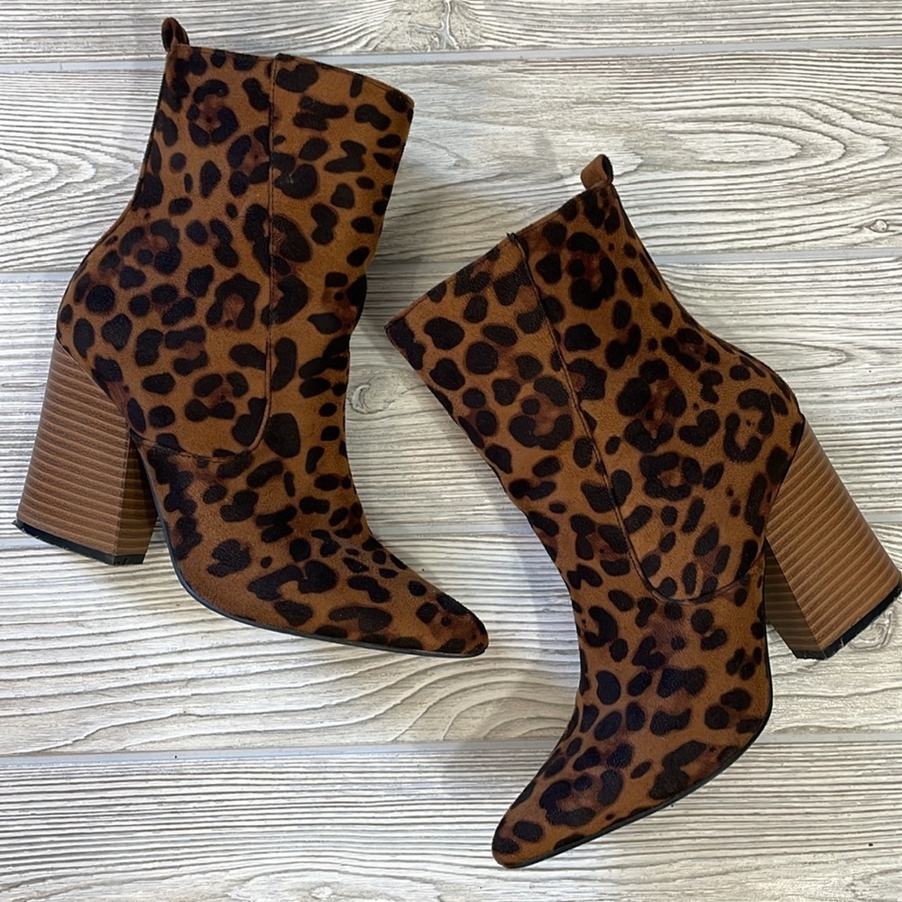Beast Fashion Leopard Print Suede
High Top Boot